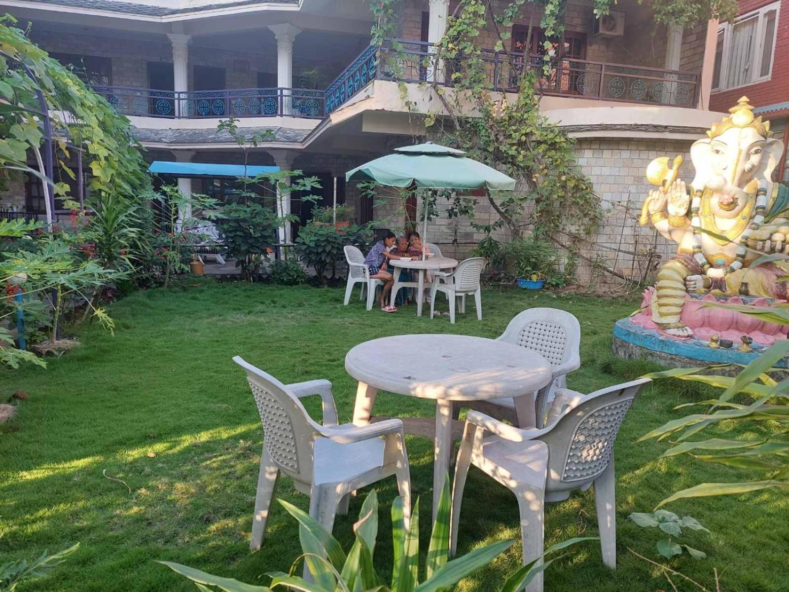 Blue Planet Lodge & Restaurant Ποκάρα Εξωτερικό φωτογραφία